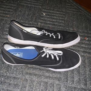 Black Keds